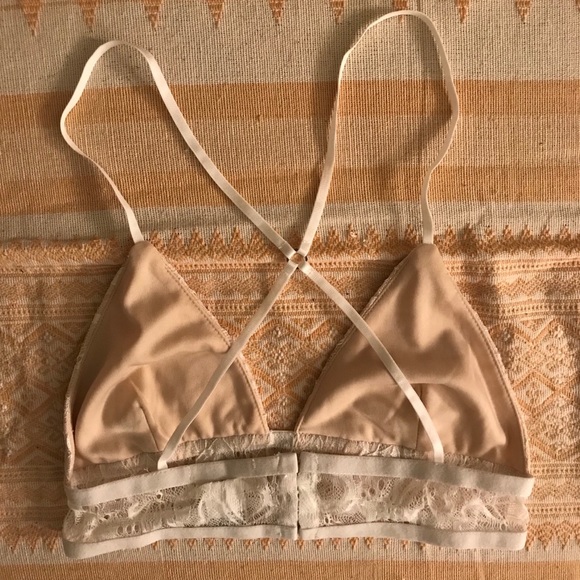 NYTT White Lace Cross-back Bralette! - Picture 3 of 5